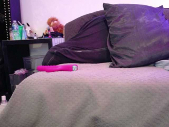 Midnightrose11 bongacams stream image