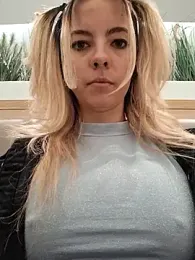 allinqueen stripchat stream image