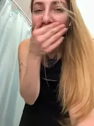 Sunny___Bunny stripchat stream image