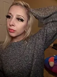 AmethystFoxx stripchat stream image