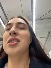 Holly_Play stripchat stream image