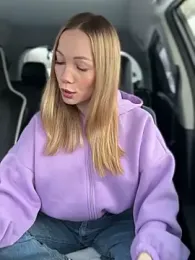 LavenderHot stripchat stream image