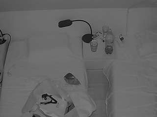 voyeurcam-julmodels-bed-7 camsoda stream image