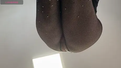 legsLONG stripchat stream image