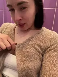 Holly_Play stripchat stream image