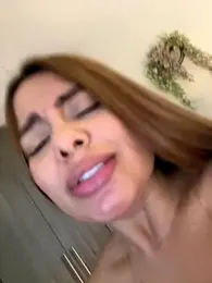 valeria2019hot stripchat stream image