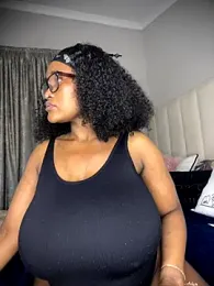 Bustygoddess32 stripchat stream image