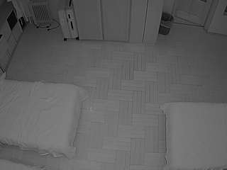 voyeurcam-julmodels-bed-7 camsoda stream image