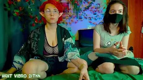 TrickyKitsune stripchat stream image