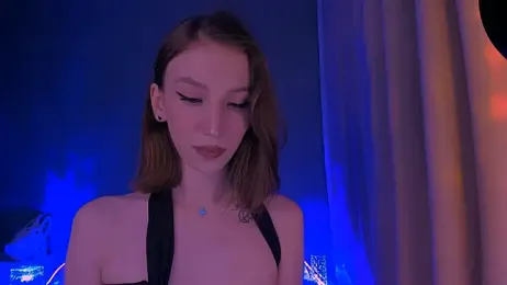 ellaamber stripchat stream image