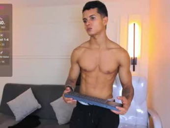 paradise_boy_s chaturbate stream image