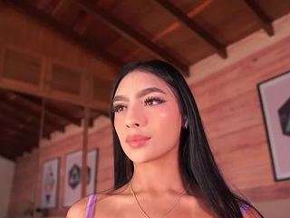 izzywild camsoda stream image