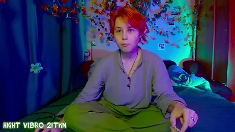 TrickyKitsune stripchat stream image