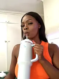 LuciousLips96 stripchat stream image