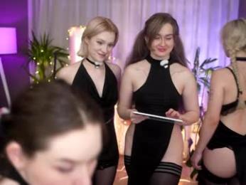 sunnyfia chaturbate stream image, 29.11.2025 01:50