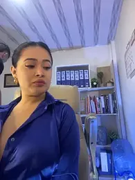 Sara_fun stripchat stream image, 29.11.2025 05:10