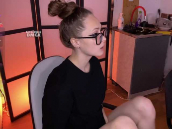 cutemilana_sw bongacams stream image