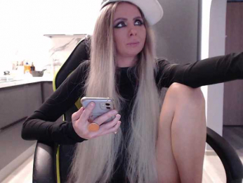 blondalina bongacams stream image