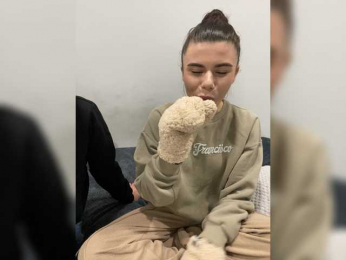 Room_of_love bongacams stream image