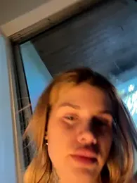 EmiliaCatalina stripchat stream image