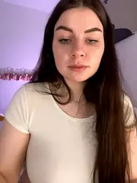 EllyNora stripchat stream image