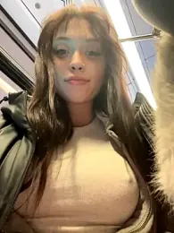 babydolll stripchat stream image