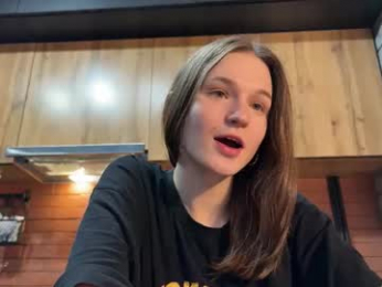 nloraaa chaturbate stream image