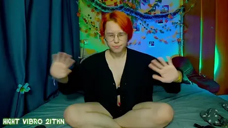 TrickyKitsune stripchat stream image