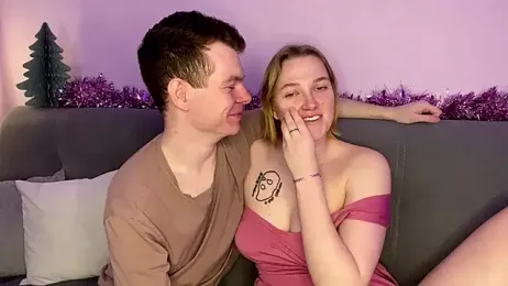 julielourens stripchat stream image