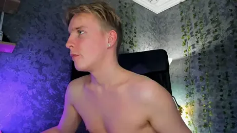 AlexxSweet stripchat stream image