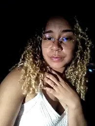 VitoriaFernandes stripchat stream image