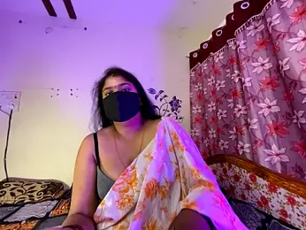 LouleyRanii stripchat stream image