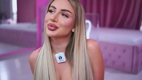 AshleySinn stripchat stream image