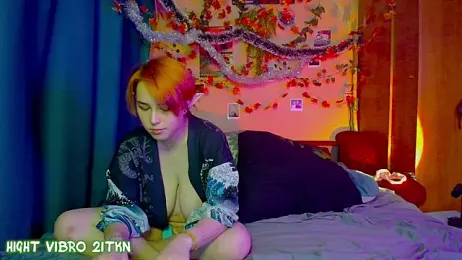 TrickyKitsune stripchat stream image