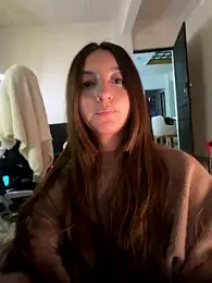 aly_golden_ stripchat stream image