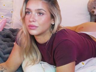 Maci Reynolds flirt4free stream image