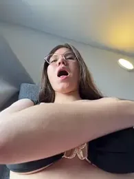 AmelieLaurent_ stripchat stream image