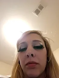 AmethystFoxx stripchat stream image
