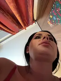 Hotmomcheckk_ stripchat stream image