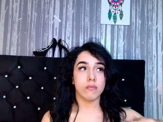 alicee-moonn camsoda stream image