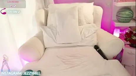 JezzyHill stripchat stream image