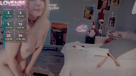 Careful_i_bite stripchat stream image