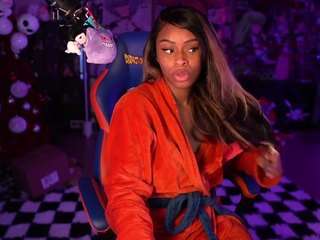 lovenzia camsoda stream image, 21.12.2025 08:50