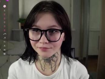 sweetyoops chaturbate stream image, 21.12.2025 23:40