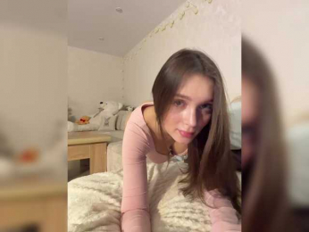 AnyaAngel bongacams stream image