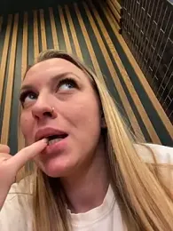 Sweet___Emily stripchat stream image, 22.12.2025 12:00