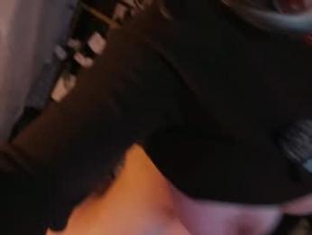 mollyflwers chaturbate stream image, 22.12.2025 16:20