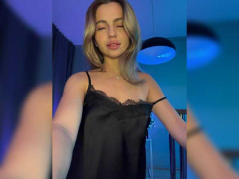 Nataliecroys bongacams stream image