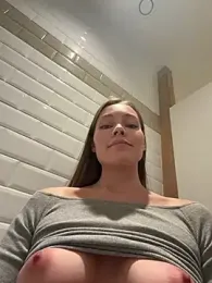 nicole111 stripchat stream image