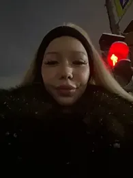 babydolll stripchat stream image